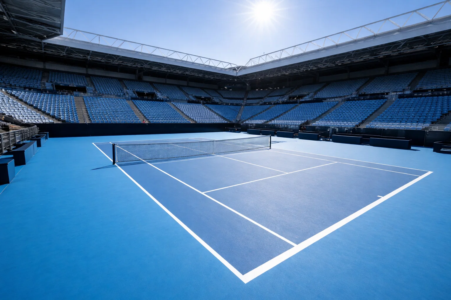 Pista de tenis dura azul del Australian Open bajo el sol intenso de Melbourne
